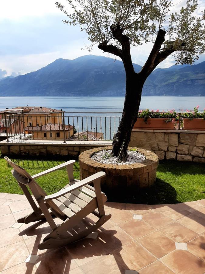 Bmp Apartment Deluxe 1 Jacuzzi Riscaldata Privata Vista Lago Di Garda Brenzone sul Garda Ngoại thất bức ảnh
