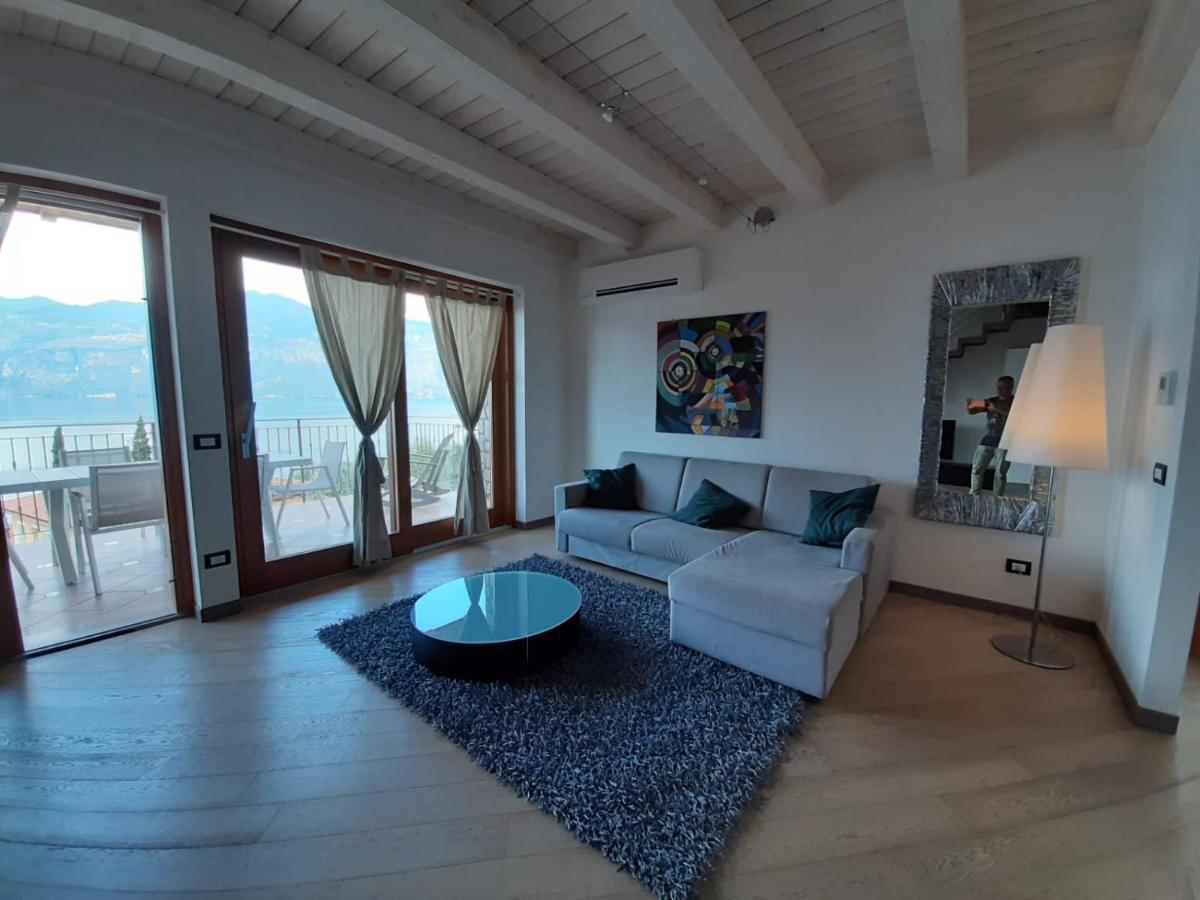 Bmp Apartment Deluxe 1 Jacuzzi Riscaldata Privata Vista Lago Di Garda Brenzone sul Garda Ngoại thất bức ảnh