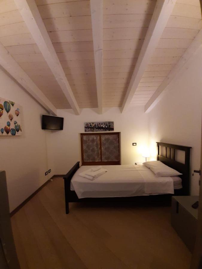 Bmp Apartment Deluxe 1 Jacuzzi Riscaldata Privata Vista Lago Di Garda Brenzone sul Garda Ngoại thất bức ảnh