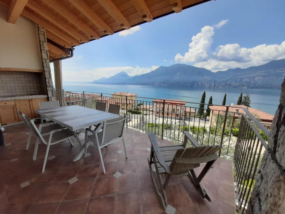 Bmp Apartment Deluxe 1 Jacuzzi Riscaldata Privata Vista Lago Di Garda Brenzone sul Garda Ngoại thất bức ảnh